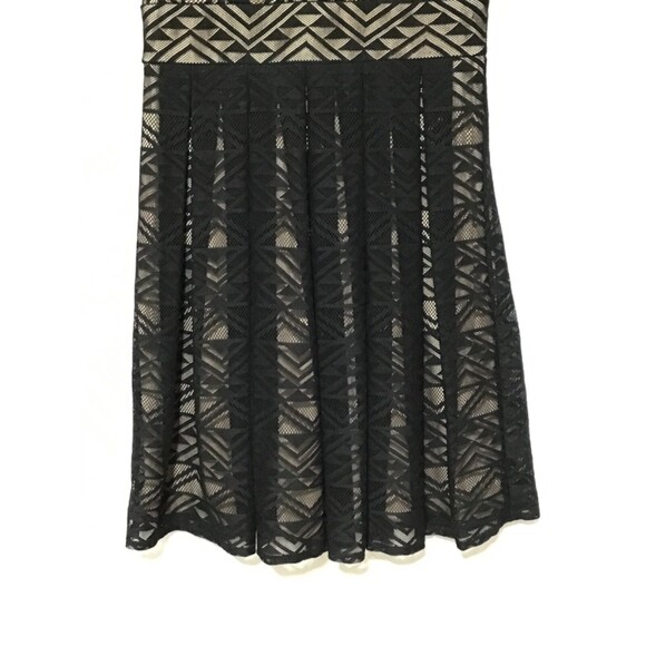 Maggie L Dress Size 8 Black Lacy Lined Party Wedding Formal Cocktail Holiday - Picture 4 of 16